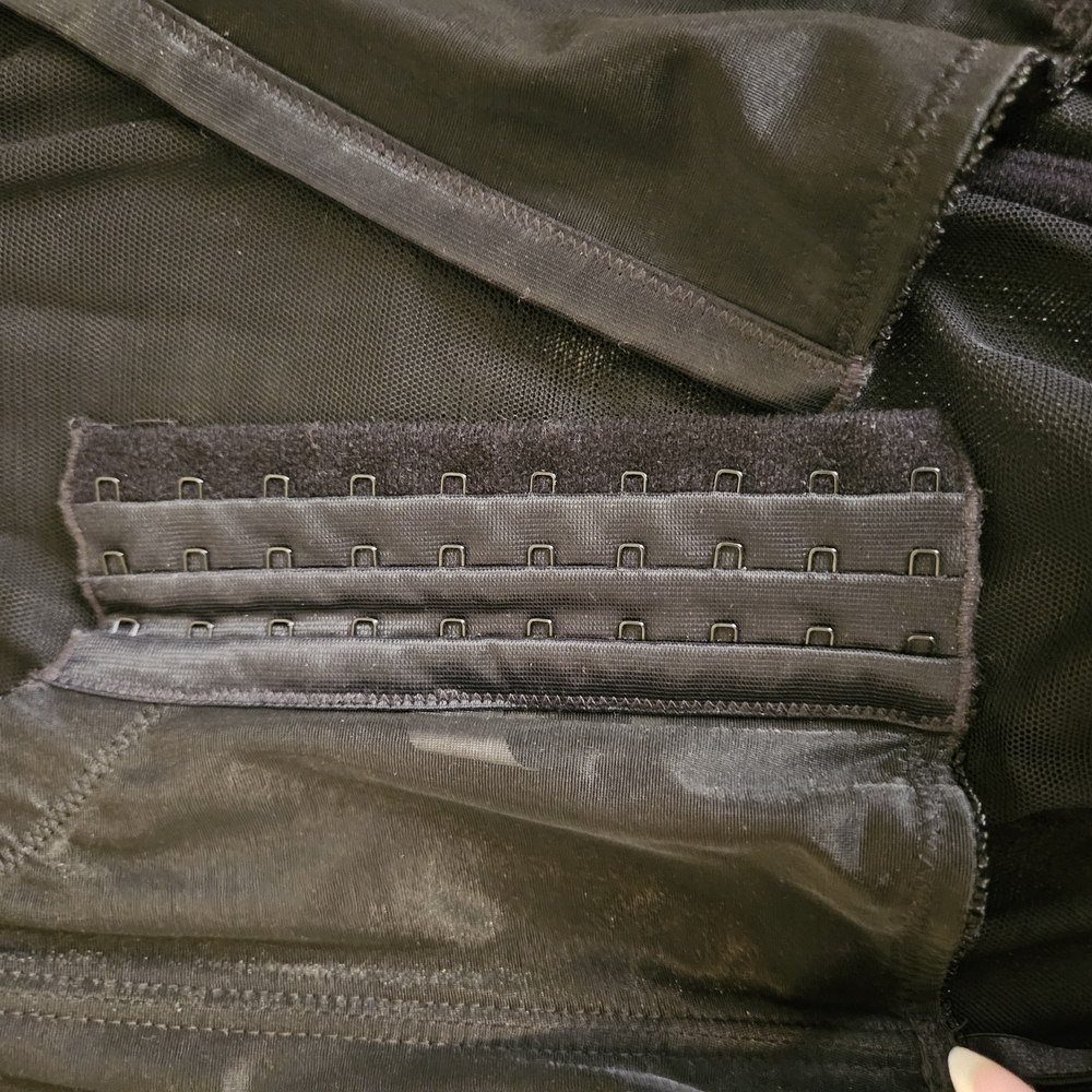 Cassandra Intimate Corset - Picture 4 of 7